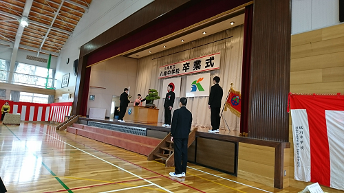 写真：八峰中学校卒業式04