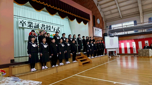 八森小学校卒業式４