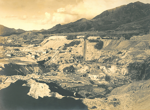 写真:発盛鉱業所跡
