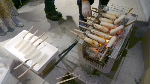 写真:きりたんぽづくりに挑戦!!