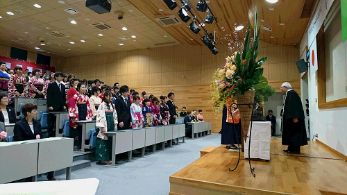 写真:院長からの祝辞