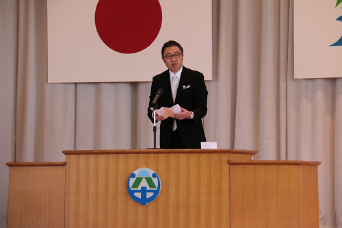 写真:八峰中学校校長