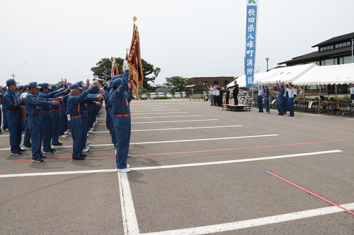 写真:最後に万歳